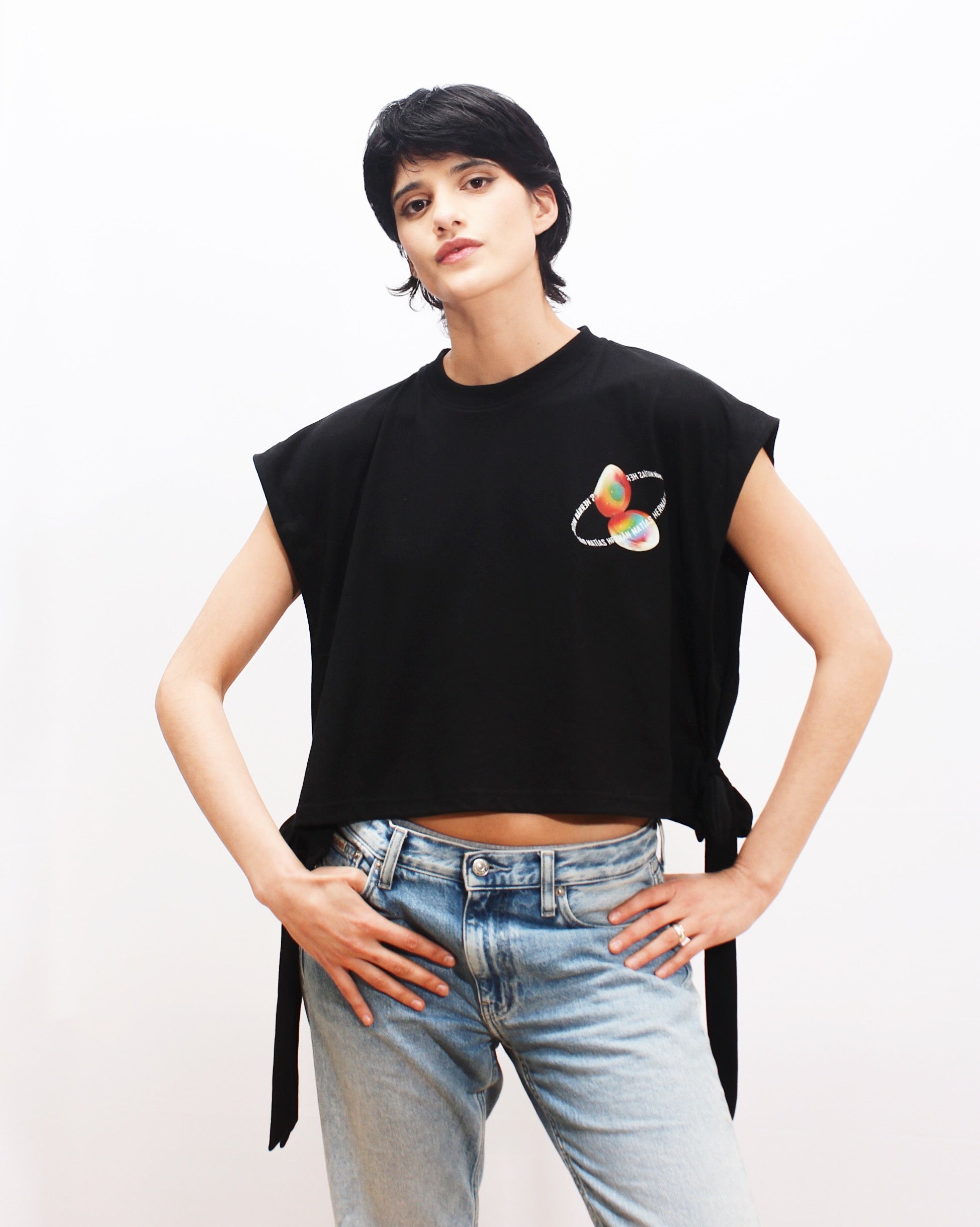 Polera Croptop Negra Frutillita