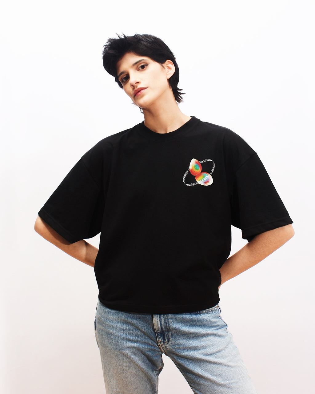 Polera Boxyfit Negra Frutillita
