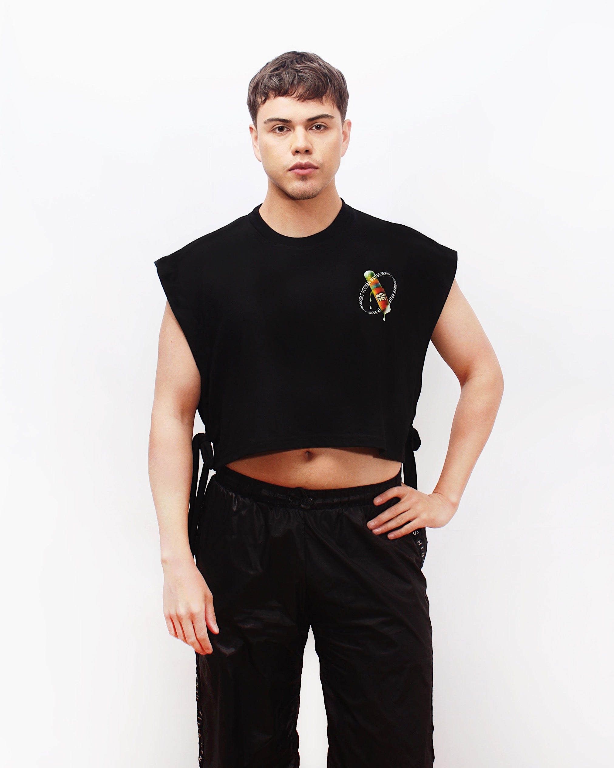 Polera Croptop Negra PushPride