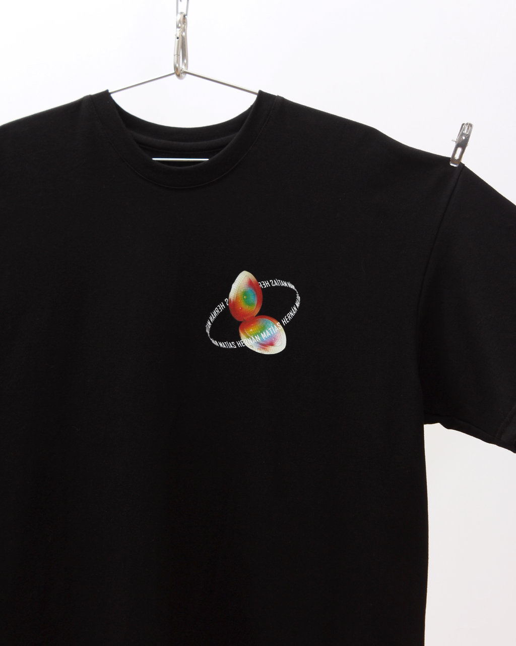 Polera Boxyfit Negra Frutillita