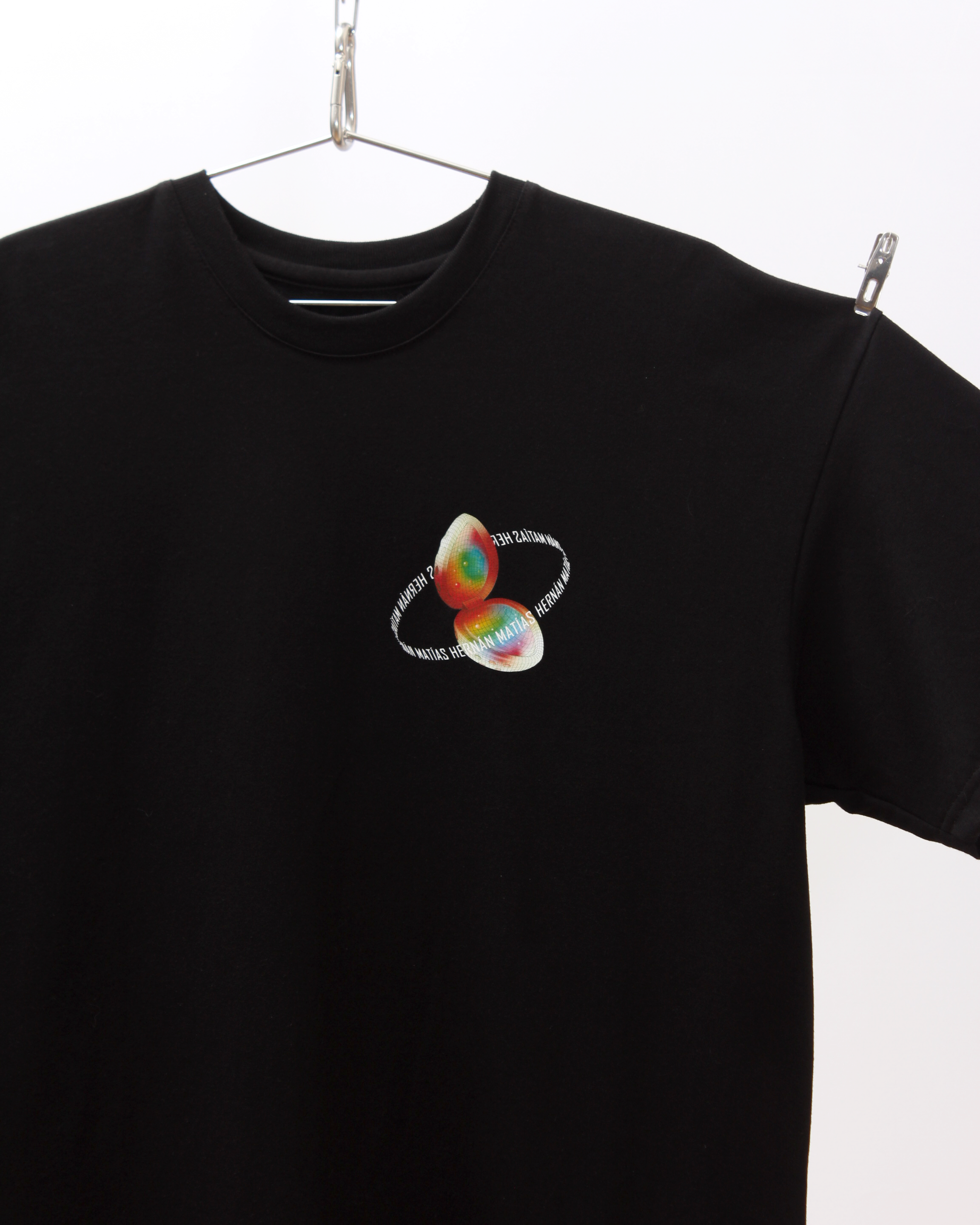 Polera Boxyfit Negra Frutillita